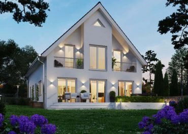 Einfamilienhaus Fortuna: Satteldach und zwei Balkone