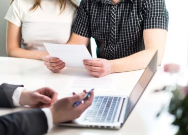 Wie finde ich ein geeignetes Grundstück?
