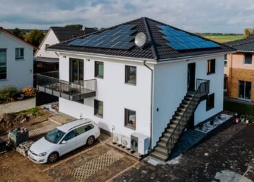 Gartenseite Zweifamilienhaus in Oranienburg